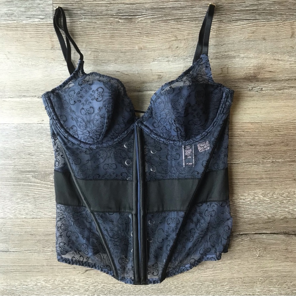 NWT Victoria’s Secret Corset Lingerie Top, Size 32C